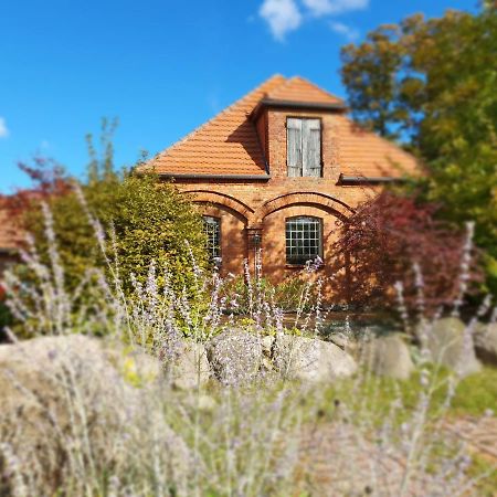 Schmiede1860 Bed & Breakfast Gross Dratow Екстериор снимка