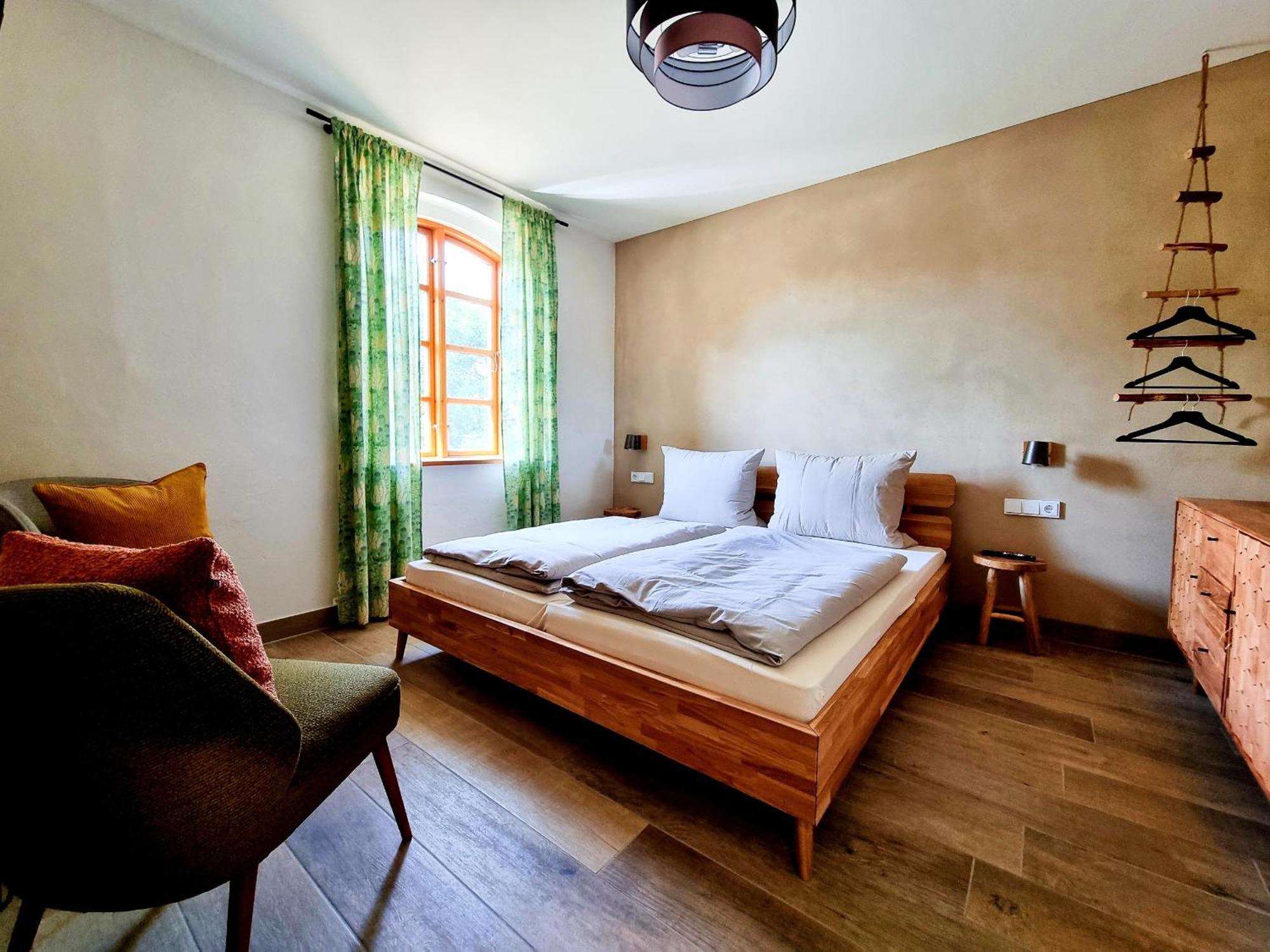 Schmiede1860 Bed & Breakfast Gross Dratow Стая снимка