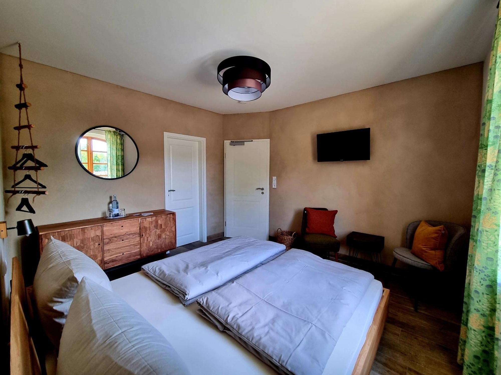 Schmiede1860 Bed & Breakfast Gross Dratow Стая снимка