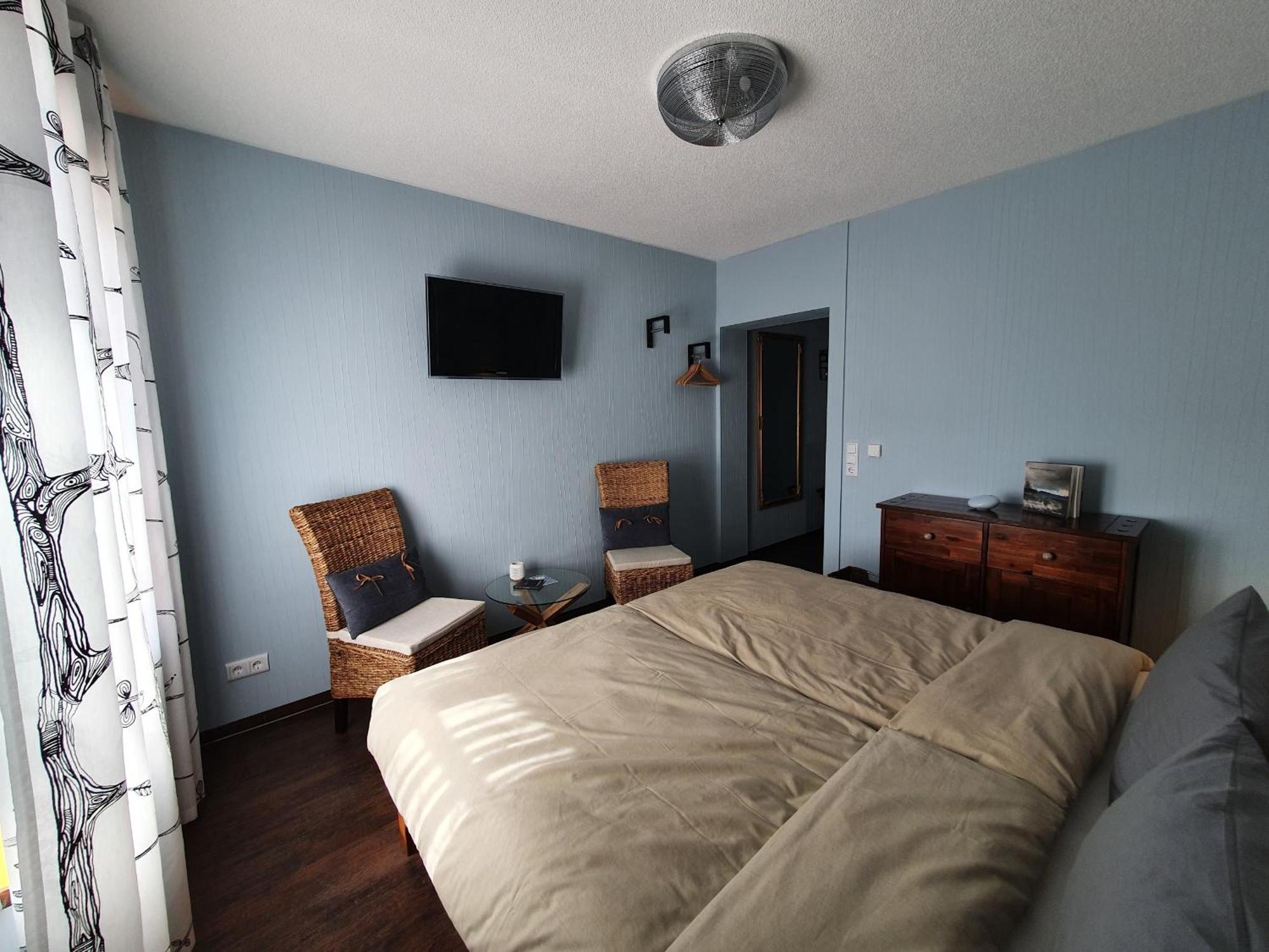 Schmiede1860 Bed & Breakfast Gross Dratow Стая снимка